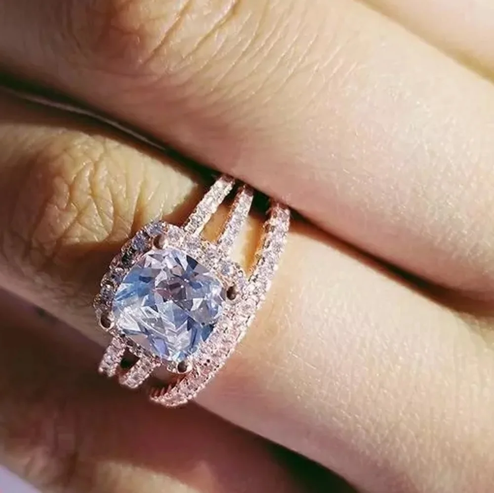 Gorgeous Rose Gold Rings Set - Picture 4 of 6